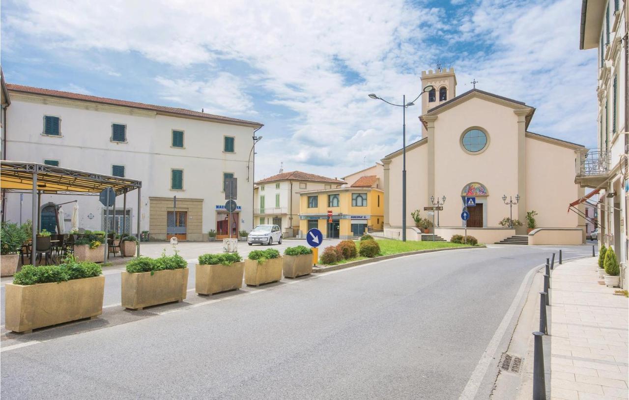 Giro Di Lombardia Lägenhet Larciano Exteriör bild